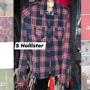 Small Hollister plaid button up shirt